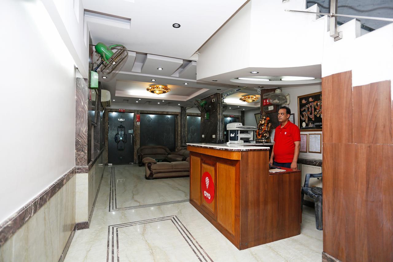 Oyo 5401 Hotel Mid Town นิวเดลี ภายนอก รูปภาพ