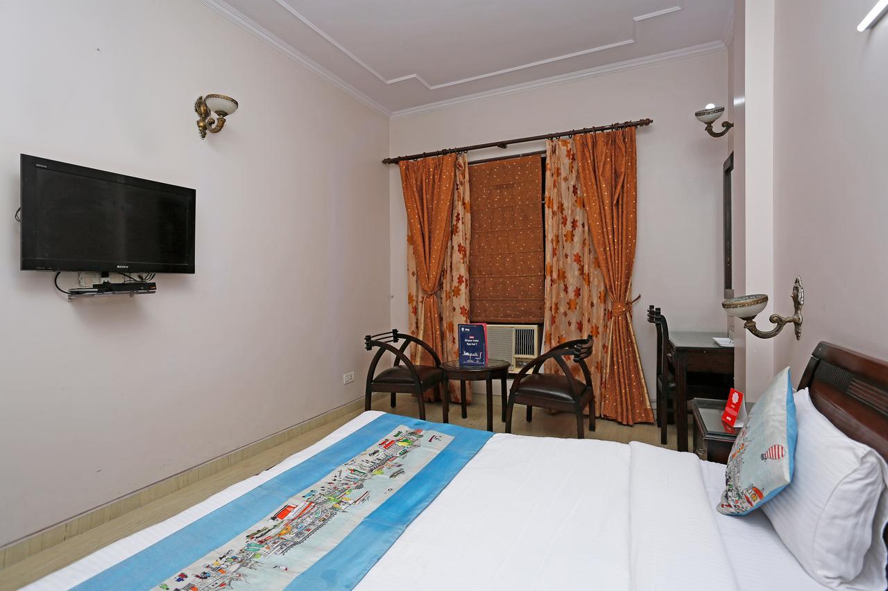 Oyo 5401 Hotel Mid Town นิวเดลี ภายนอก รูปภาพ