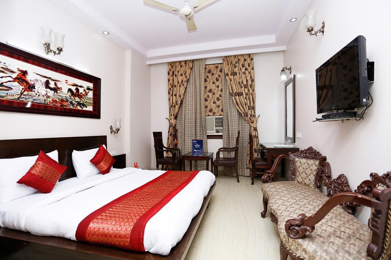 Oyo 5401 Hotel Mid Town นิวเดลี ภายนอก รูปภาพ